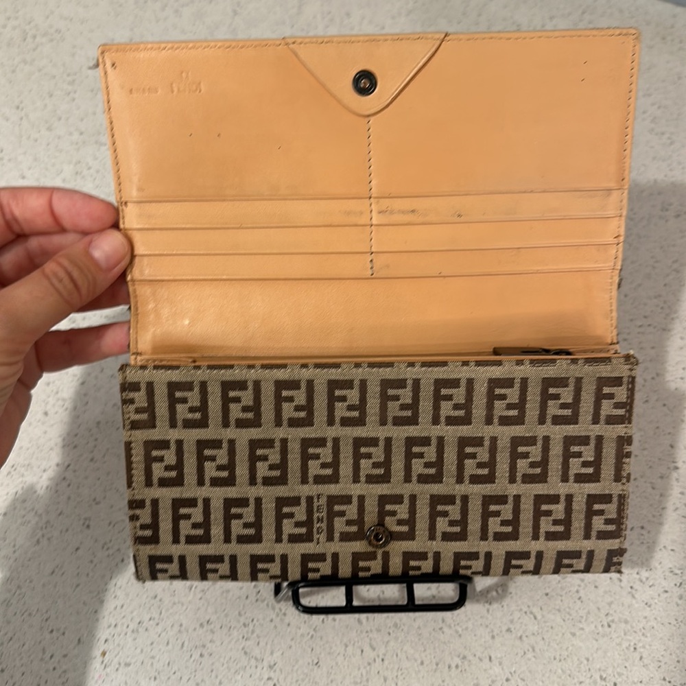 ⭐️ Fendi Vintage Zucchino Flap Wallet 100% Authentic